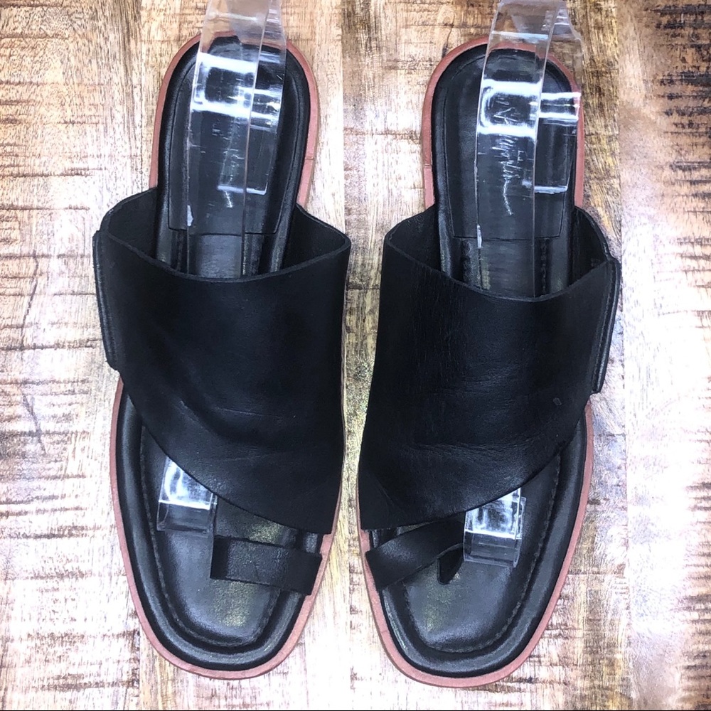 3.1 Phillip Lim Black Leather Sandal - Picture 2 of 6